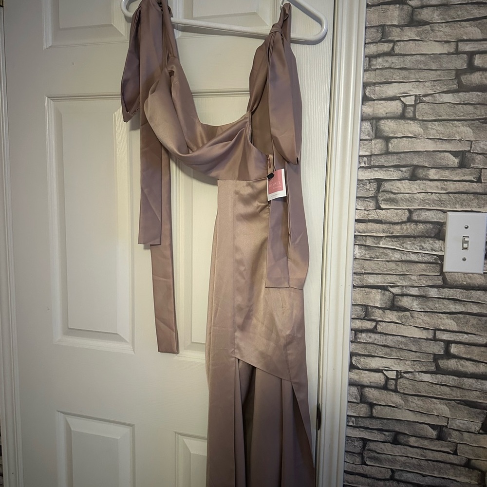 Elegant Mauve Maxi Dress